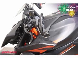 KTM  1390 SuperDuke R Akrapovic LED Cruise picture 10