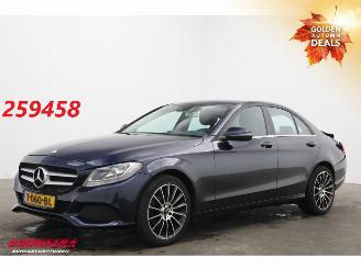krockskadad bil auto Mercedes C-klasse 200 CDI Navi Leder SHZ PDC Cruise LMV 2017/2