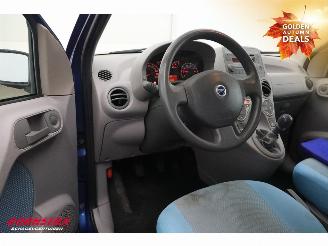 Fiat Panda 1.2 Emotion Clima LMV picture 11