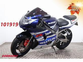 krockskadad bil motor Suzuki  GSX R 750 Yoshimura 2001/2
