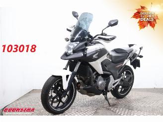 krockskadad bil motor Honda  NC 700X NC 700X ABS Akrapovic 35KW 2014/6