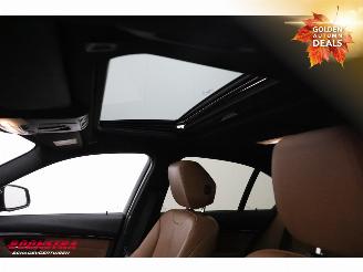 BMW 3-serie 330e M Sport LED HUD Leder SHZ Camera picture 14