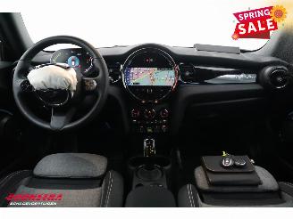 Mini Cooper SE Camden Edition 33 kWh LED Navi Clima Cruise SHZ PDC picture 15