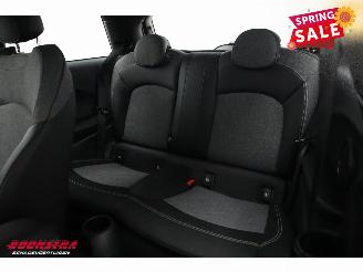 Mini Cooper SE Camden Edition 33 kWh LED Navi Clima Cruise SHZ PDC picture 17