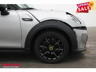 Mini Cooper SE Camden Edition 33 kWh LED Navi Clima Cruise SHZ PDC picture 5