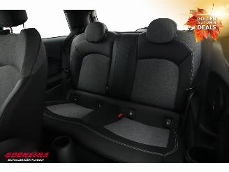 Mini Cooper SE Camden Edition 33 kWh LED Navi Clima Cruise SHZ PDC picture 17