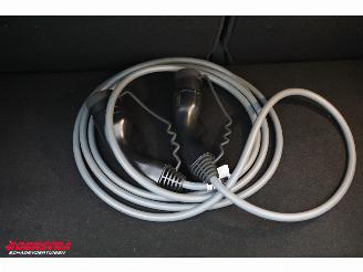 Mini Cooper SE Camden Edition 33 kWh LED Navi Clima Cruise SHZ PDC picture 26