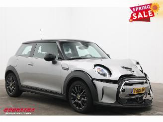 Mini Cooper SE Camden Edition 33 kWh LED Navi Clima Cruise SHZ PDC picture 2