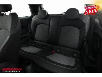 Mini Cooper SE Camden Edition 33 kWh LED Navi Clima Cruise SHZ PDC picture 17