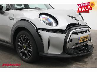 Mini Cooper SE Camden Edition 33 kWh LED Navi Clima Cruise SHZ PDC picture 6