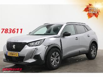 krockskadad bil auto Peugeot 2008 1.2 PureTech Style Navi Clima Cruise Camera 2023/1