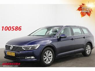 krockskadad bil auto Volkswagen Passat Variant 1.6 TDI Comfortline LED ACC Navi Clima PDC AHK 2018/2