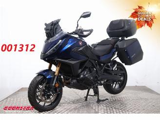 krockskadad bil motor Honda  NT1100 DCT Akrapovic LED ABS Bluetooth Cruise 5.169 km! 2025/3
