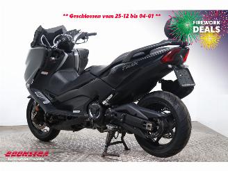 Yamaha  T-Max 530 Black Max Akrapovic picture 4