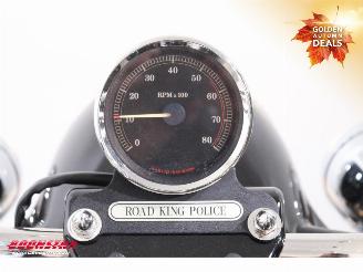 Harley-Davidson  FLHP Road King Police picture 13