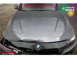 BMW 3-serie 318i M-Sport Aut. LED Leder Navi Clima Cruise SHZ 120.976 km! picture 11