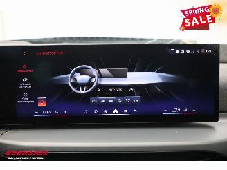 BMW 3-serie 330e Schuifdak 360° LED Cruise SHZ 4.216 km! picture 26