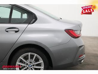 BMW 3-serie 330e Schuifdak 360° LED Cruise SHZ 4.216 km! picture 12