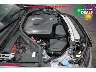 BMW 3-serie 330e Schuifdak 360° LED Cruise SHZ 4.216 km! picture 7