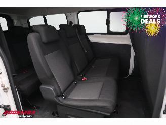 Toyota Proace 1.5 D-4D Cool Long 9-Pers. Airco Cruise picture 10