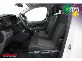 Toyota Proace 1.5 D-4D Cool Long 9-Pers. Airco Cruise picture 9