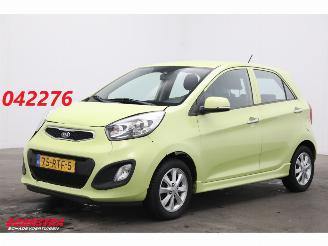 Damaged car Kia Picanto 1.2 CVVT Comfort 5-Drs Airco 1e Eigenaar! 115.947 km! 2011/9