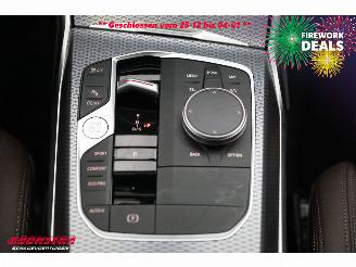 BMW 3-serie Touring 318i M-Sport Pano LED Leder Camera SHZ AHK picture 30