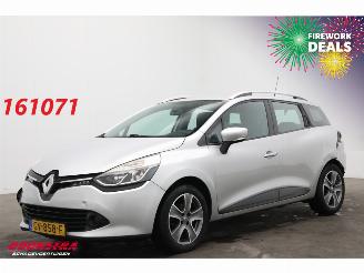 damaged passenger cars Renault Clio Estate Grandtour 1.5 dCi ECO Night Day Navi Airco Cruise PDC 2015/8