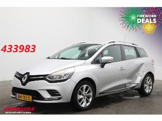 damaged passenger cars Renault Clio Grandtour Estate 0.9 TCe Zen Navi Airco Cruise 91.873 km! 2017/4
