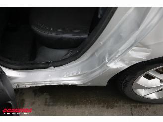 Renault Clio Grandtour Estate 0.9 TCe Zen Navi Airco Cruise 91.873 km! picture 7