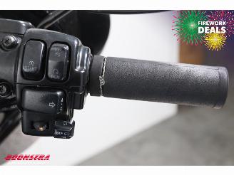 Harley-Davidson  103 FLHX Street Glide 103 FLHX Street Glide ABS LED Cruise Radio picture 18