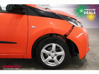 Toyota Aygo 1.0 VVT-i x-cite Airco Cruise Camera Bluetooth 93.010 km! picture 5