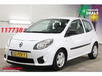 Käytettyjen passenger cars Renault Twingo 1.5 dCi Authentique Radio/CD AHK 2011/4