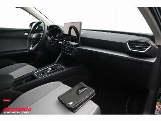 Seat Leon Sportstourer 1.5 eTSI Style Aut. LED ACC Navi Clima Camera 16.633 km! picture 11