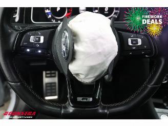 Volkswagen Golf R 2.0 TSI 4Motion Performance Pano LED ACC Leder Dynaudio Camera picture 17