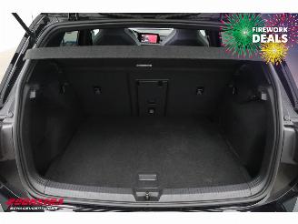 Volkswagen Golf 1.5 eTSI DSG R-Line LED ACC Virtual Navi Camera LRHZ picture 24