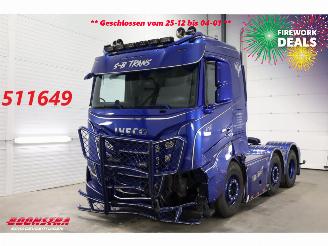 Vaurioauto  trucks Iveco S-way 530 Full Air ACC Leder Showtruck 67.003 km! 2024/7