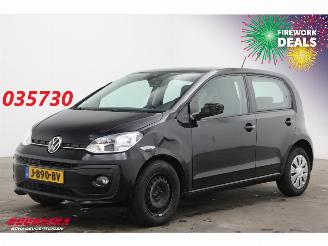 Schadeauto Volkswagen Up! 1.0 Clima Cruise SHZ PDC Camera 87.467 km! 2020/7