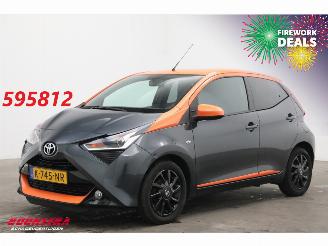 Coche accidentado Toyota Aygo 1.0 VVT-i JBL Clima Cruise Camera 34.741 km! 2021/1