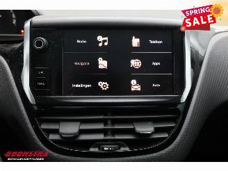 Peugeot 2008 1.2 PureTech Active Pano Navi Airco Cruise PDC 77.152 km! picture 23