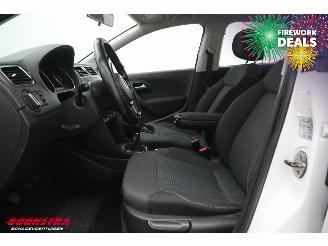 Volkswagen Polo 1.4 TDI BlueMotion Navi Airco Cruise picture 17