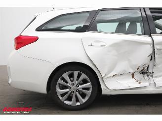 Toyota Auris Touring Sports 1.8 Hybrid Aspiration Clima Cruise Camera picture 5