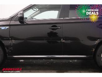 Mitsubishi Outlander 2.0 PHEV instyle Leder 360° LRHZ Camera AHK picture 11