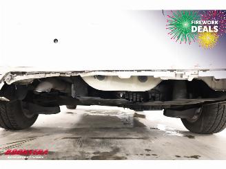 Peugeot 308 SW 1.6 BlueHDI Active Pano Navi Clima Cruise PDC picture 9