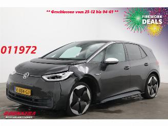 damaged passenger cars Volkswagen ID.3 First Max 58 kWh Pano LED Navi Clima Camera LRHZ SHZ AHK 2020/12