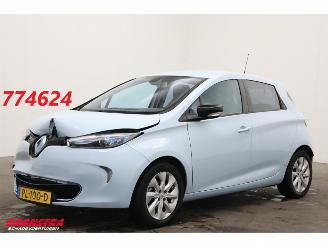 krockskadad bil auto Renault Zoé R240 Zen 22 kWh (incl. Accu) Navi Clima Cruise Camera 2013/4