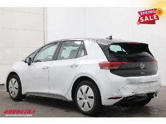 Volkswagen ID.3 Pure Oranje Edition 52 kWh LED ACC Apple/Android LRHZ SHZ picture 4