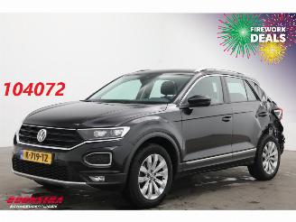 Unfallwagen Volkswagen T-Roc 1.5 TSI DSG Sport LED ACC Apple/Android Virtual LRHZ SHZ AHK 36.384 km! 2020/4