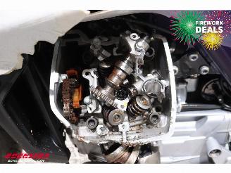 Moto Guzzi  V100 Mandello LED Cruise BY 2023 picture 16