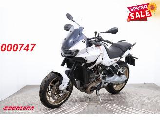 Moto Guzzi  V100 Mandello LED Cruise BY 2023 picture 1